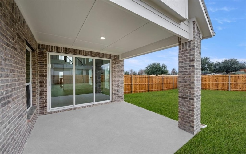 405 Newpark Boulevard, DeSoto, TX 75115, 4 Habitaciones Habitaciones , ,3 BañosBaños,Residential,En Venta,405 Newpark Boulevard,0,21090640