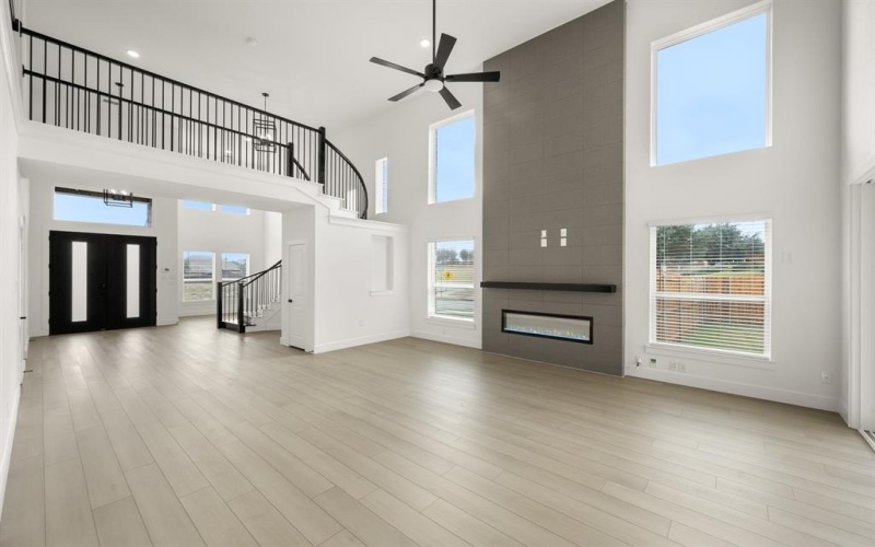 405 Newpark Boulevard, DeSoto, TX 75115, 4 Habitaciones Habitaciones , ,3 BañosBaños,Residential,En Venta,405 Newpark Boulevard,0,21090640