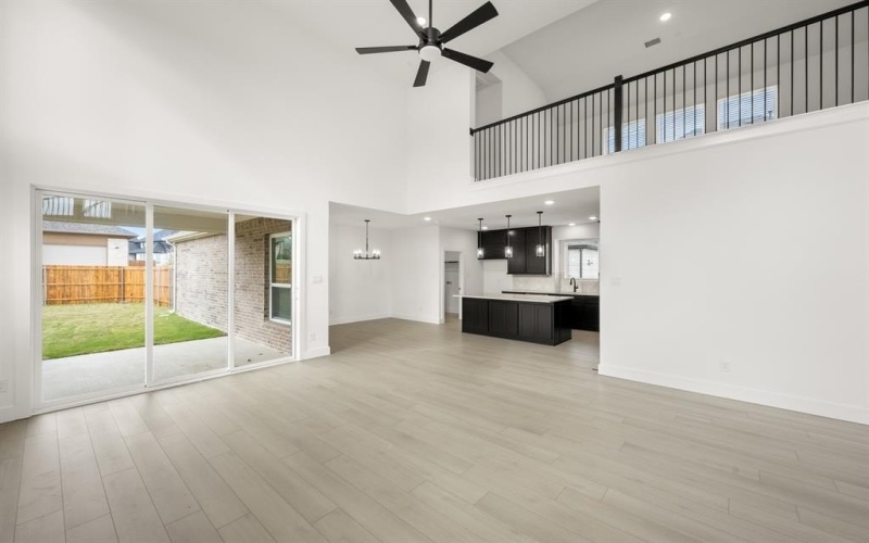 405 Newpark Boulevard, DeSoto, TX 75115, 4 Habitaciones Habitaciones , ,3 BañosBaños,Residential,En Venta,405 Newpark Boulevard,0,21090640