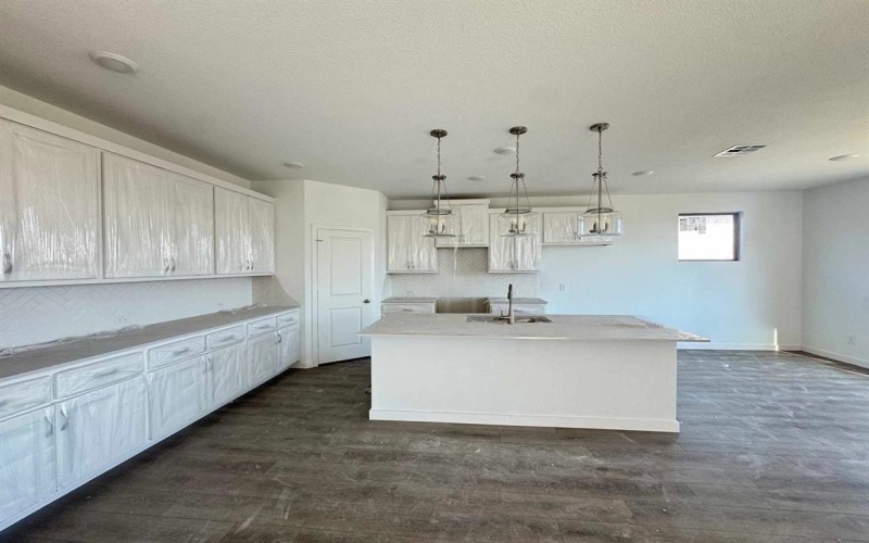 1015 Handel Road, Forney, TX 75126, 5 Bedrooms Bedrooms, ,5 BathroomsBathrooms,Residential,For Sale,1015 Handel Road,0,21090641