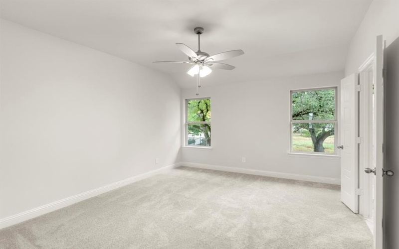 6949 Mustang Isle Drive, Dallas, TX 75228, 3 Bedrooms Bedrooms, ,2 BathroomsBathrooms,Residential,For Sale,6949 Mustang Isle Drive,0,21090669