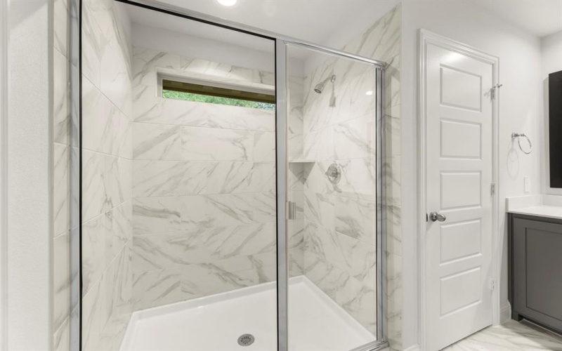 6949 Mustang Isle Drive, Dallas, TX 75228, 3 Bedrooms Bedrooms, ,2 BathroomsBathrooms,Residential,For Sale,6949 Mustang Isle Drive,0,21090669