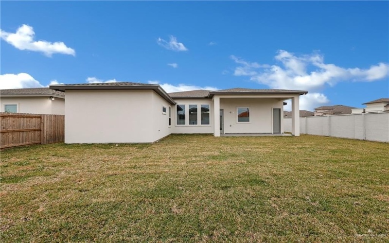 2516 Zinnia Street, Mission, TX 78574, 4 Habitaciones Habitaciones , ,3 BañosBaños,Residential,En Venta,2516 Zinnia Street,466973
