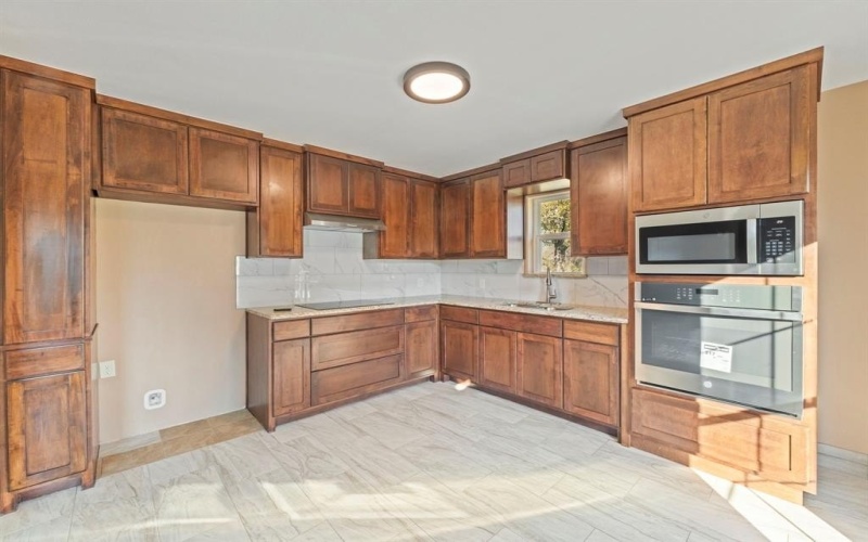 4222 Terri Lee Lane, Granbury, TX 76048, 3 Bedrooms Bedrooms, ,1 BathroomBathrooms,Residential,For Sale,4222 Terri Lee Lane,0,21090732