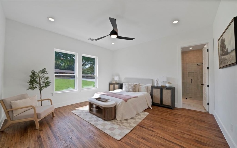 242 Oakwood Drive, Lancaster, TX 75146, 4 Bedrooms Bedrooms, ,3 BathroomsBathrooms,Residential,For Sale,242 Oakwood Drive,0,21090745