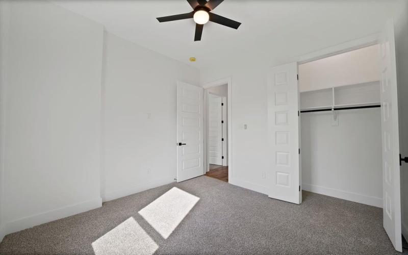 242 Oakwood Drive, Lancaster, TX 75146, 4 Bedrooms Bedrooms, ,3 BathroomsBathrooms,Residential,For Sale,242 Oakwood Drive,0,21090745