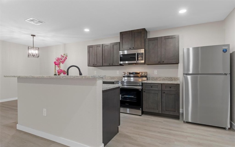 1105 N 11th Street, Waco, TX 76707, 6 Bedrooms Bedrooms, ,5 BathroomsBathrooms,Residential Multi Family,For Sale,1105 N 11th Street,0,21090777