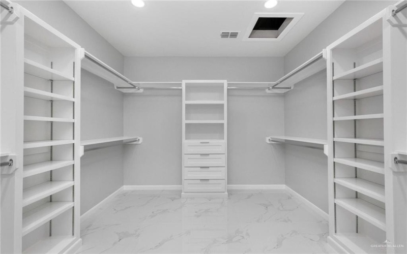 1505 Helen Drive, Weslaco, TX 78596, 4 Habitaciones Habitaciones , ,3 BañosBaños,Residential,En Venta,1505 Helen Drive,0,483758