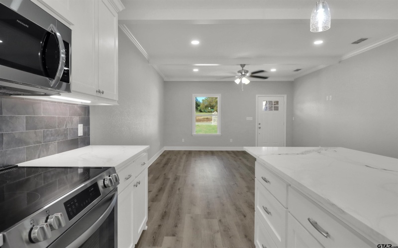 614 N COMMERCE, Overton, TX 75684, 3 Bedrooms Bedrooms, ,2 BathroomsBathrooms,Residential,For Sale,614 N COMMERCE,0,25015450