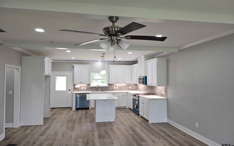 614 N COMMERCE, Overton, TX 75684, 3 Bedrooms Bedrooms, ,2 BathroomsBathrooms,Residential,For Sale,614 N COMMERCE,0,25015450