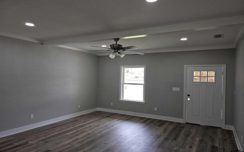614 N COMMERCE, Overton, TX 75684, 3 Bedrooms Bedrooms, ,2 BathroomsBathrooms,Residential,For Sale,614 N COMMERCE,0,25015450