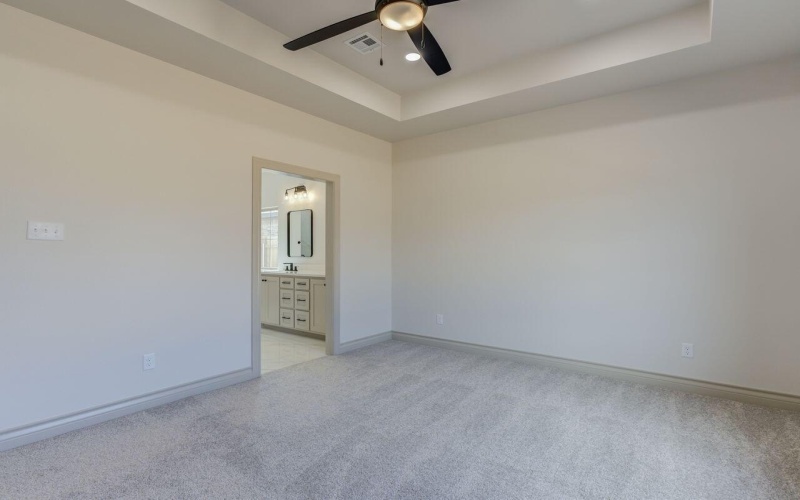 5524 120th Street, Lubbock, TX 79424, 3 Habitaciones Habitaciones , ,2 BañosBaños,Residential,En Venta,5524 120th Street,0,202562011