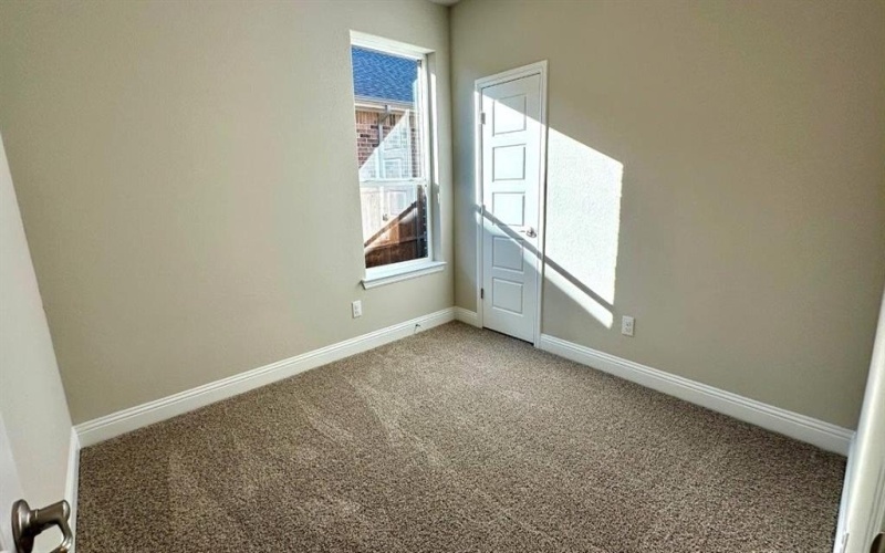 1620 SWALLOW Street, Denton, TX 76205, 4 Habitaciones Habitaciones , ,2 BañosBaños,Residential,En Venta,1620 SWALLOW Street,0,21088571