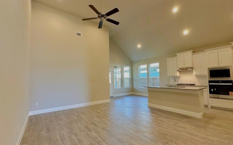 1620 SWALLOW Street, Denton, TX 76205, 4 Habitaciones Habitaciones , ,2 BañosBaños,Residential,En Venta,1620 SWALLOW Street,0,21088571