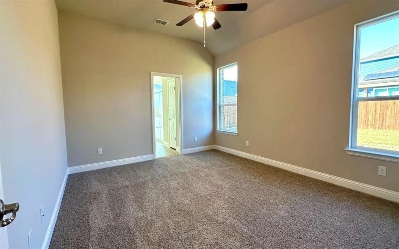 1620 SWALLOW Street, Denton, TX 76205, 4 Habitaciones Habitaciones , ,2 BañosBaños,Residential,En Venta,1620 SWALLOW Street,0,21088571