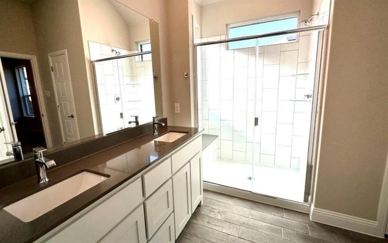 1620 SWALLOW Street, Denton, TX 76205, 4 Habitaciones Habitaciones , ,2 BañosBaños,Residential,En Venta,1620 SWALLOW Street,0,21088571