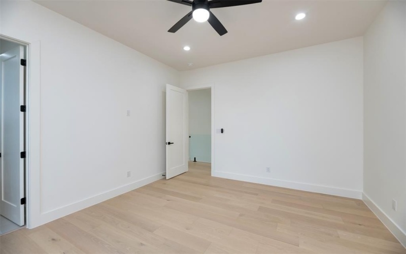 6038 Prospect Avenue, Dallas, TX 75206, 5 Bedrooms Bedrooms, ,6 BathroomsBathrooms,Residential,For Sale,6038 Prospect Avenue,0,21089774