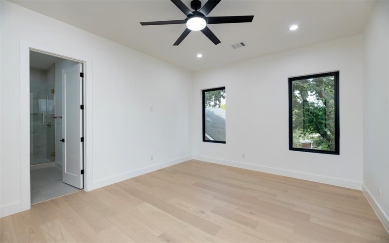 6038 Prospect Avenue, Dallas, TX 75206, 5 Bedrooms Bedrooms, ,6 BathroomsBathrooms,Residential,For Sale,6038 Prospect Avenue,0,21089774