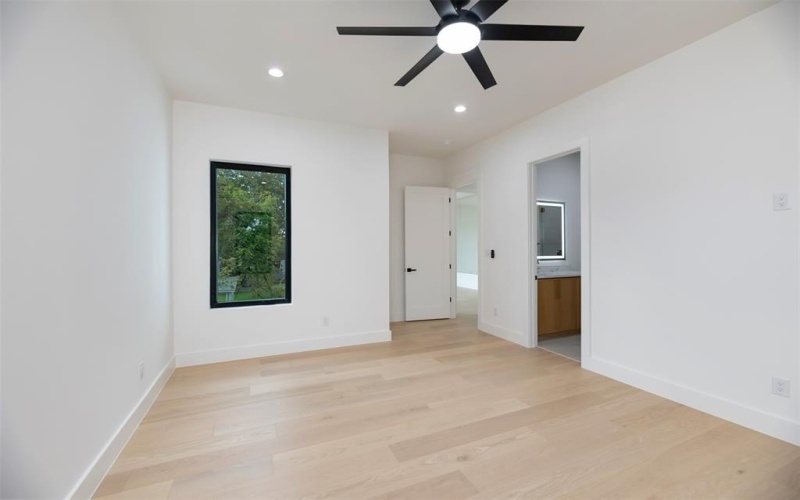 6038 Prospect Avenue, Dallas, TX 75206, 5 Bedrooms Bedrooms, ,6 BathroomsBathrooms,Residential,For Sale,6038 Prospect Avenue,0,21089774