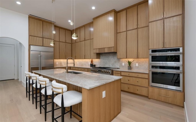 6038 Prospect Avenue, Dallas, TX 75206, 5 Bedrooms Bedrooms, ,6 BathroomsBathrooms,Residential,For Sale,6038 Prospect Avenue,0,21089774