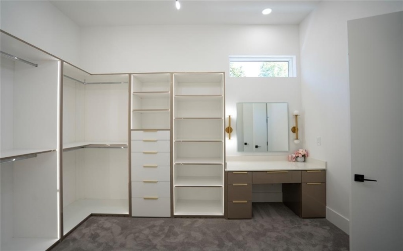 3542 Regent Drive, Dallas, TX 75229, 5 Habitaciones Habitaciones , ,7 BañosBaños,Residential,En Venta,3542 Regent Drive,0,21090799