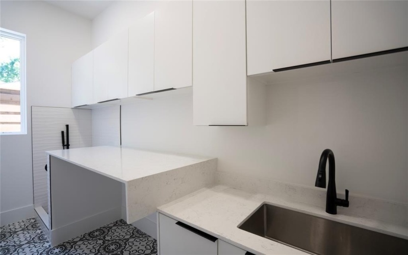 3542 Regent Drive, Dallas, TX 75229, 5 Habitaciones Habitaciones , ,7 BañosBaños,Residential,En Venta,3542 Regent Drive,0,21090799