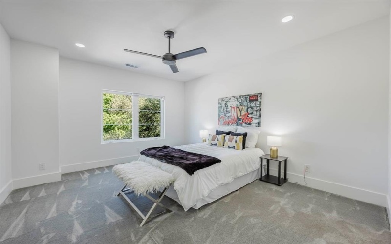 3542 Regent Drive, Dallas, TX 75229, 5 Bedrooms Bedrooms, ,7 BathroomsBathrooms,Residential,For Sale,3542 Regent Drive,0,21090799