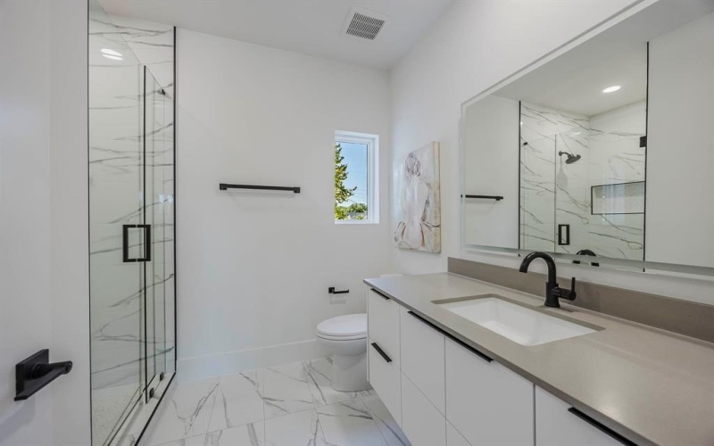 3542 Regent Drive, Dallas, TX 75229, 5 Bedrooms Bedrooms, ,7 BathroomsBathrooms,Residential,For Sale,3542 Regent Drive,0,21090799