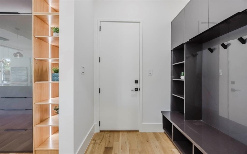 3542 Regent Drive, Dallas, TX 75229, 5 Bedrooms Bedrooms, ,7 BathroomsBathrooms,Residential,For Sale,3542 Regent Drive,0,21090799