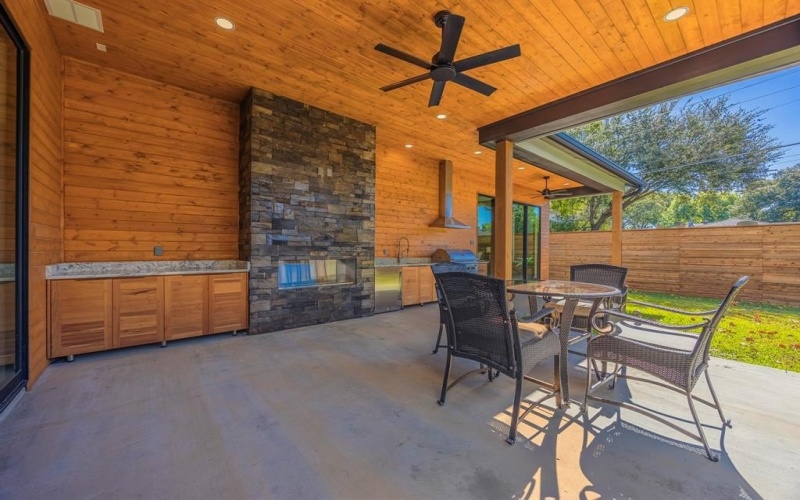 3542 Regent Drive, Dallas, TX 75229, 5 Bedrooms Bedrooms, ,7 BathroomsBathrooms,Residential,For Sale,3542 Regent Drive,0,21090799