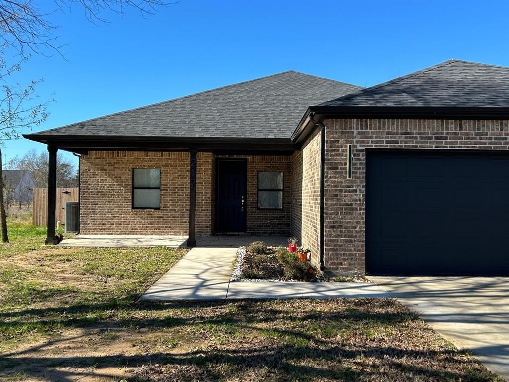 1082 Pearl Harbor Street, Tool, TX 75143, 4 Bedrooms Bedrooms, ,2 BathroomsBathrooms,Residential,For Sale,1082 Pearl Harbor Street,0,21090840