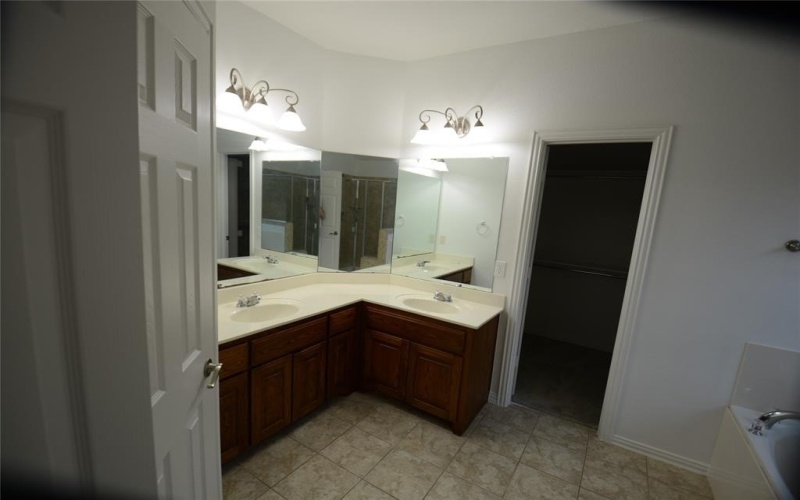 3004 Glenwood Court, Aubrey, TX 76227, 4 Bedrooms Bedrooms, ,2 BathroomsBathrooms,Residential,For Sale,3004 Glenwood Court,0,21090928