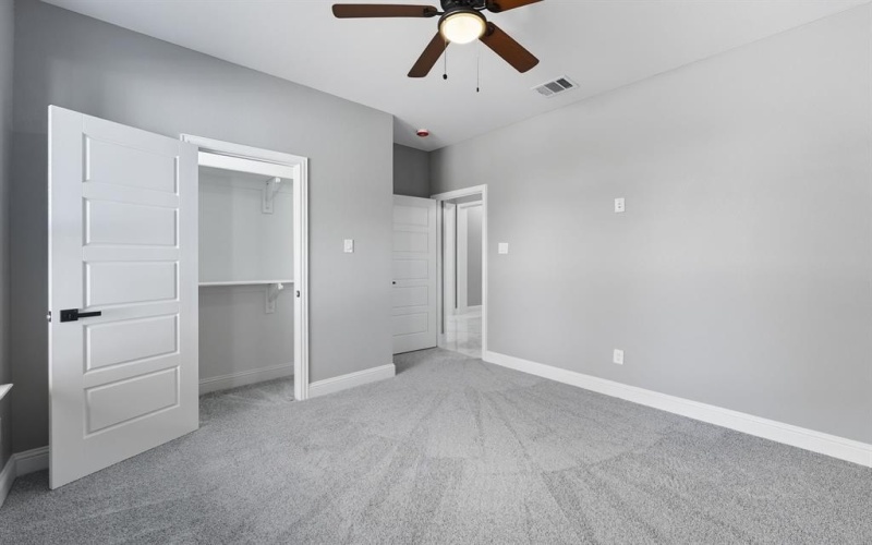 2513 Laurel Street, Grand Prairie, TX 75050, 4 Bedrooms Bedrooms, ,2 BathroomsBathrooms,Residential,For Sale,2513 Laurel Street,0,21090985