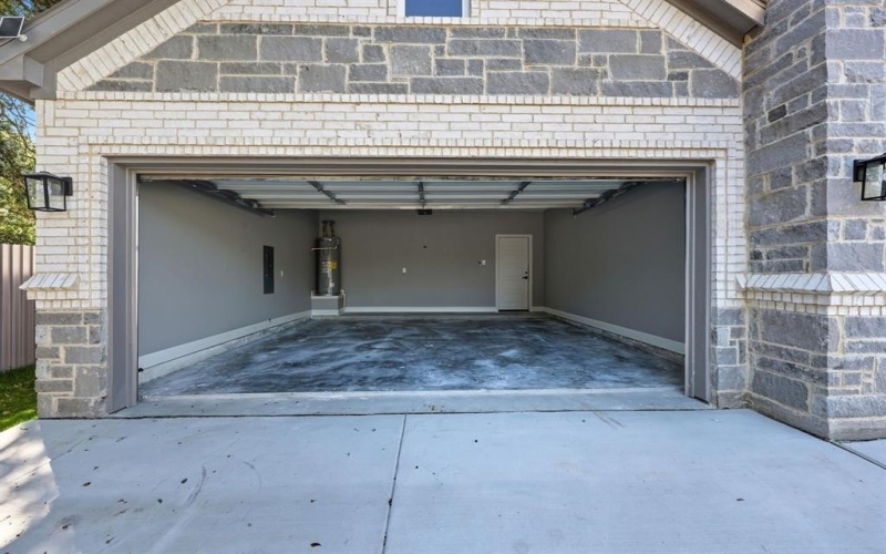 2513 Laurel Street, Grand Prairie, TX 75050, 4 Bedrooms Bedrooms, ,2 BathroomsBathrooms,Residential,For Sale,2513 Laurel Street,0,21090985