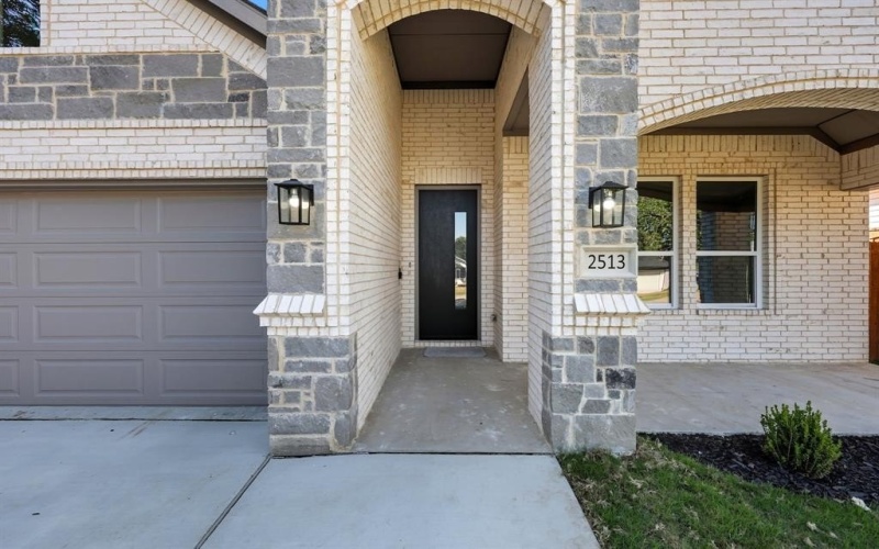 2513 Laurel Street, Grand Prairie, TX 75050, 4 Bedrooms Bedrooms, ,2 BathroomsBathrooms,Residential,For Sale,2513 Laurel Street,0,21090985