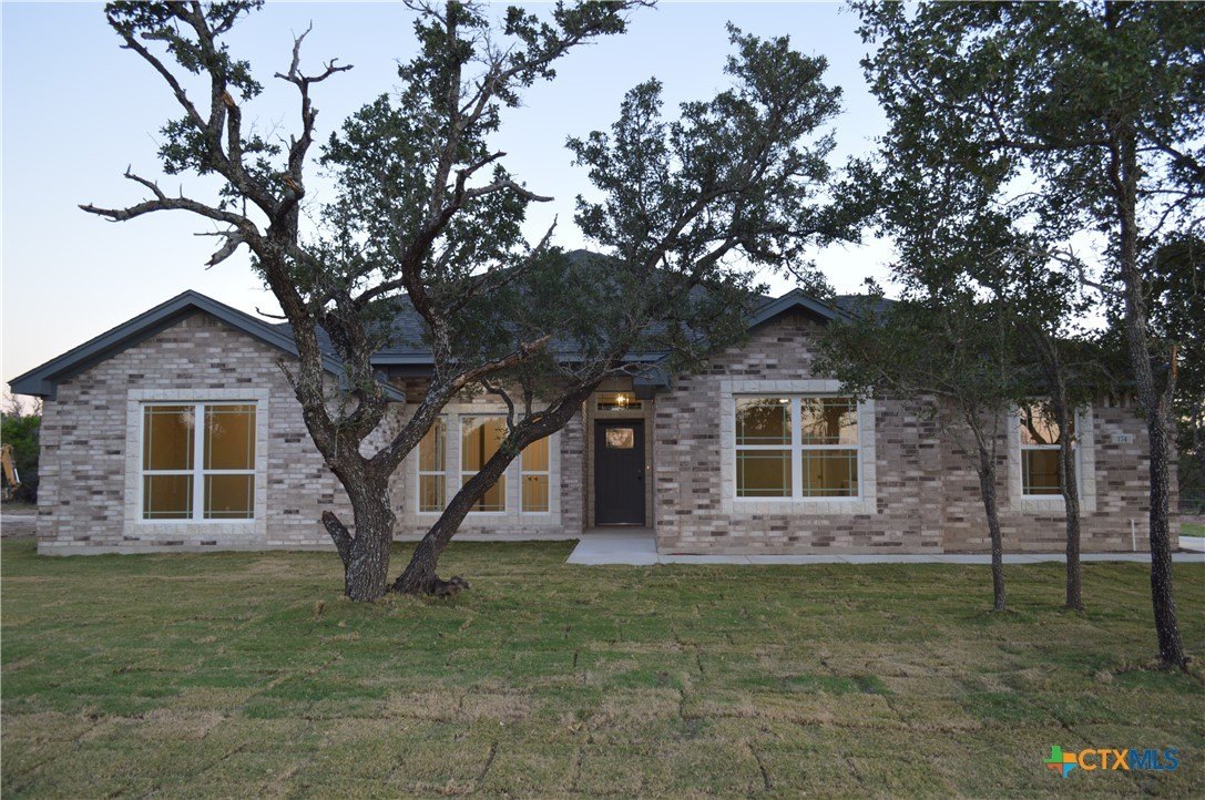174 County Road 3154, Kempner, TX 76539, 4 Bedrooms Bedrooms, ,2 BathroomsBathrooms,Residential,For Sale,174 County Road 3154,0,595741