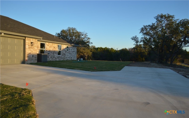 174 County Road 3154, Kempner, TX 76539, 4 Bedrooms Bedrooms, ,2 BathroomsBathrooms,Residential,For Sale,174 County Road 3154,0,595741