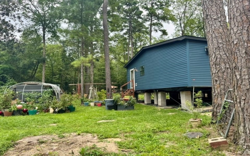 379 Stonehenge Drive, Woodville, TX 75979, 3 Bedrooms Bedrooms, ,2 BathroomsBathrooms,Residential,For Sale,379 Stonehenge Drive,0,5105465