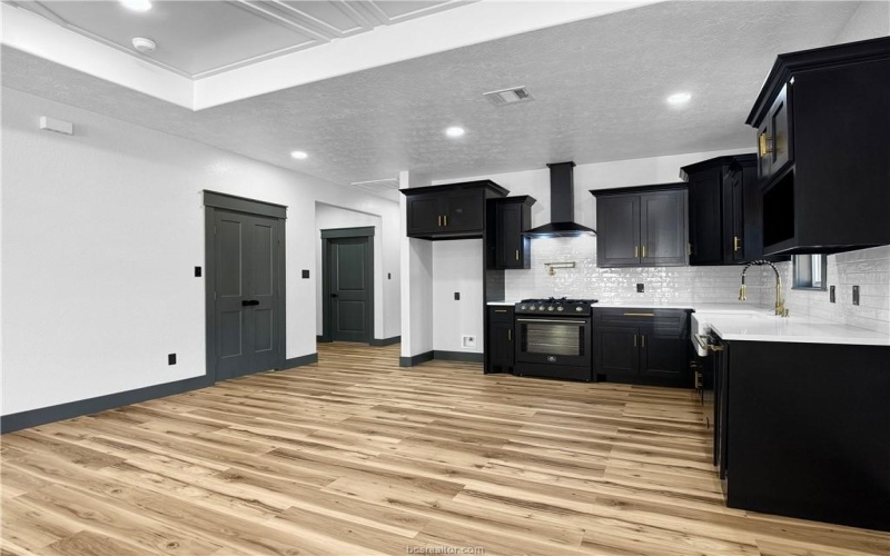 309 West 9th Street, Hearne, TX 77859, 3 Habitaciones Habitaciones , ,2 BañosBaños,Residential,En Venta,309 West 9th Street,0,25010985