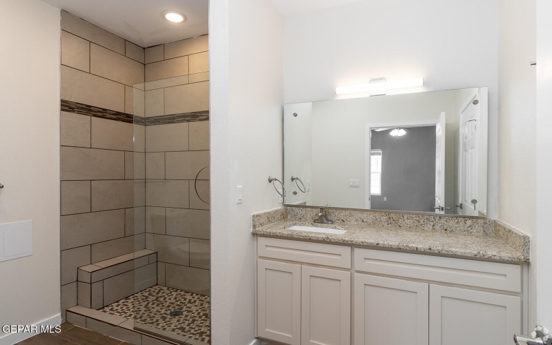 9779 McCombs Street unit: E6 #E6, El Paso, TX 79924, 2 Habitaciones Habitaciones , ,Residential,En Venta,9779 McCombs Street unit: E6,0,932310