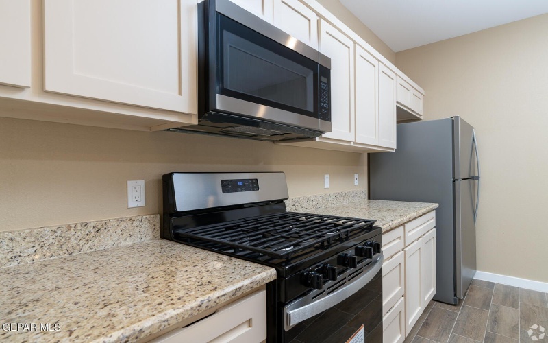 9779 McCombs Street unit: E6 #E6, El Paso, TX 79924, 2 Habitaciones Habitaciones , ,Residential,En Venta,9779 McCombs Street unit: E6,0,932310