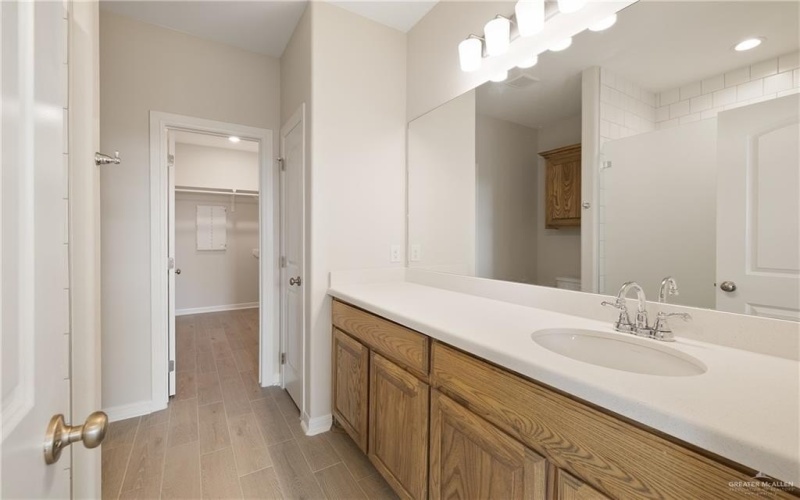15432 N Brisas Street, McAllen, TX 78504, 3 Habitaciones Habitaciones , ,2 BañosBaños,Residential,En Venta,15432 N Brisas Street,0,483528