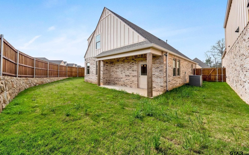 4344 MacNab Dr #31, Tyler, TX 75707, 4 Habitaciones Habitaciones , ,2 BañosBaños,Residential,En Venta,4344 MacNab Dr #31,0,25015465
