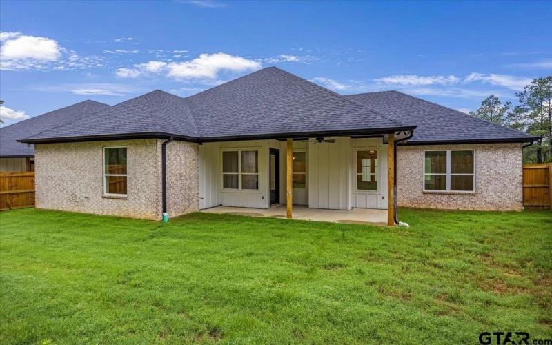 9520 FRIEDLANDER WAY, Tyler, TX 75703, 4 Habitaciones Habitaciones , ,3 BañosBaños,Residential,En Venta,9520 FRIEDLANDER WAY,0,25015470