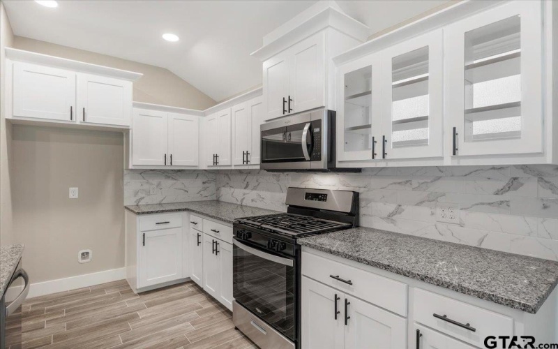 16226 Crossing Circle, Lindale, TX 75771, 4 Habitaciones Habitaciones , ,2 BañosBaños,Residential,En Venta,16226 Crossing Circle,0,25015492