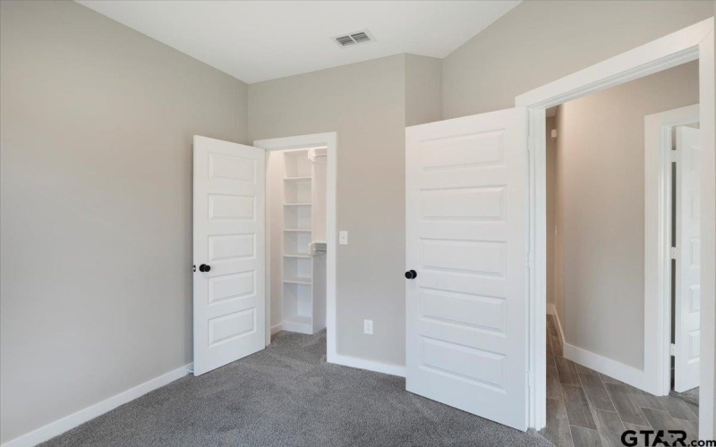 16226 Crossing Circle, Lindale, TX 75771, 4 Habitaciones Habitaciones , ,2 BañosBaños,Residential,En Venta,16226 Crossing Circle,0,25015492