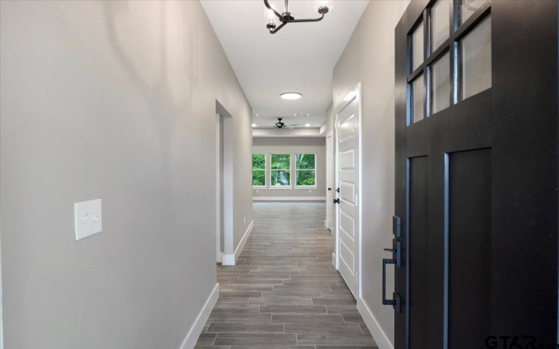 16226 Crossing Circle, Lindale, TX 75771, 4 Habitaciones Habitaciones , ,2 BañosBaños,Residential,En Venta,16226 Crossing Circle,0,25015492