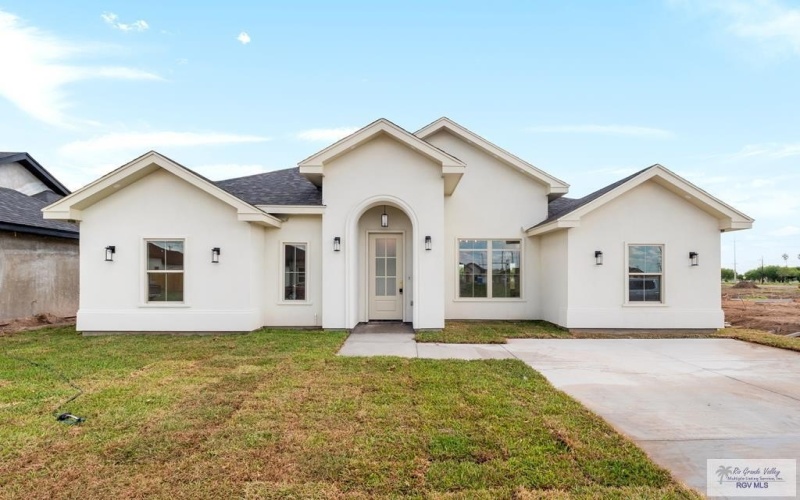2441 CALLE MORENO, BROWNSVILLE, TX 78521, 4 Bedrooms Bedrooms, ,2 BathroomsBathrooms,Residential,For Sale,2441 CALLE MORENO,0,29769404