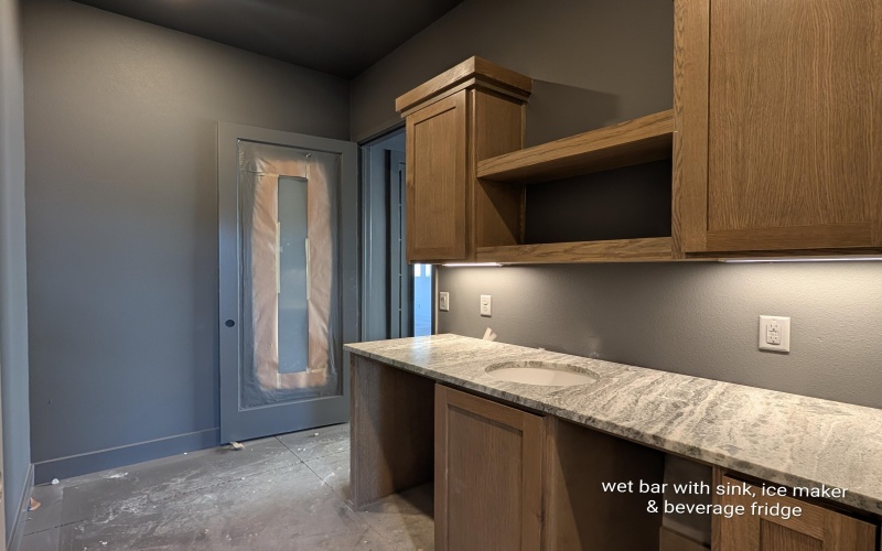 4023 136th Street, Lubbock, TX 79423, 4 Bedrooms Bedrooms, ,5 BathroomsBathrooms,Residential,For Sale,4023 136th Street,0,202562064