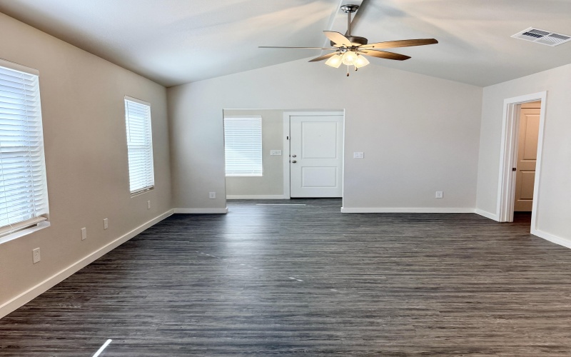 8023 Date Avenue, Lubbock, TX 79404, 3 Habitaciones Habitaciones , ,2 BañosBaños,Residential,En Venta,8023 Date Avenue,0,202562065
